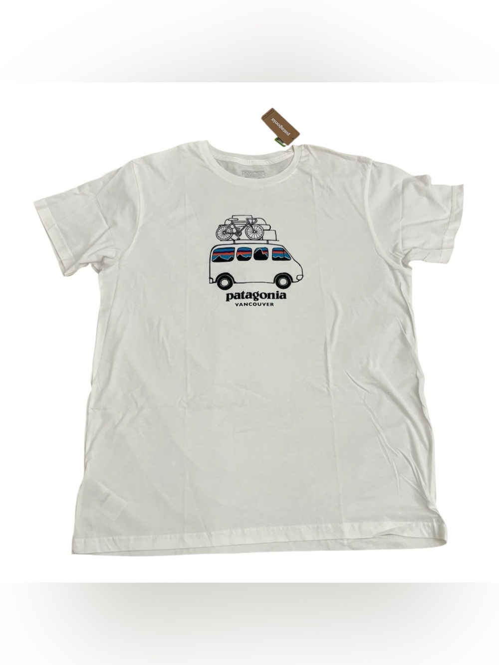 NWT Patagonia Men’s T-shirt  - White - Size L - Vancouver Limited